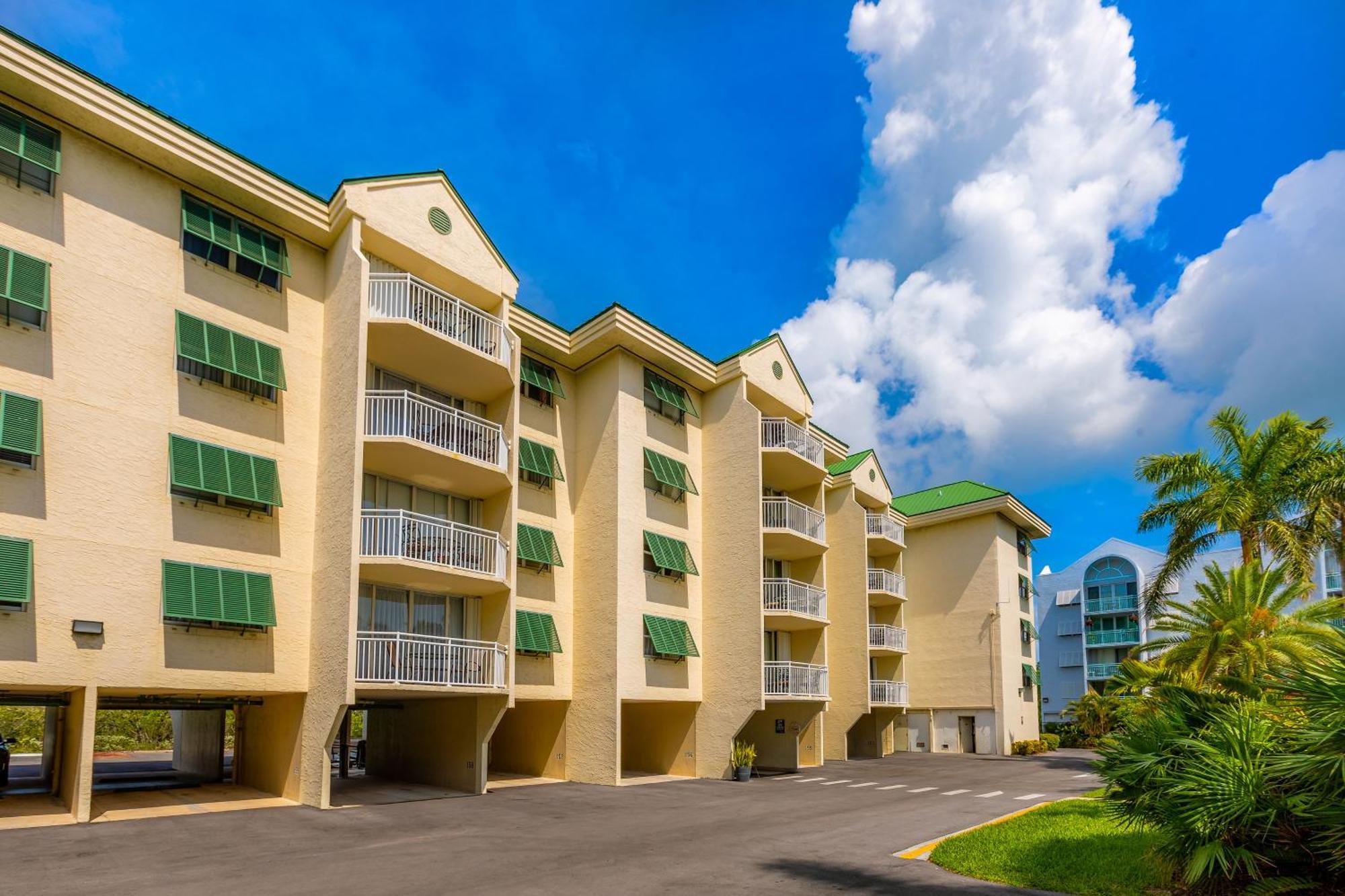 Sunrise Suites Saint Lucia Suite #201 Кі-Вест Номер фото
