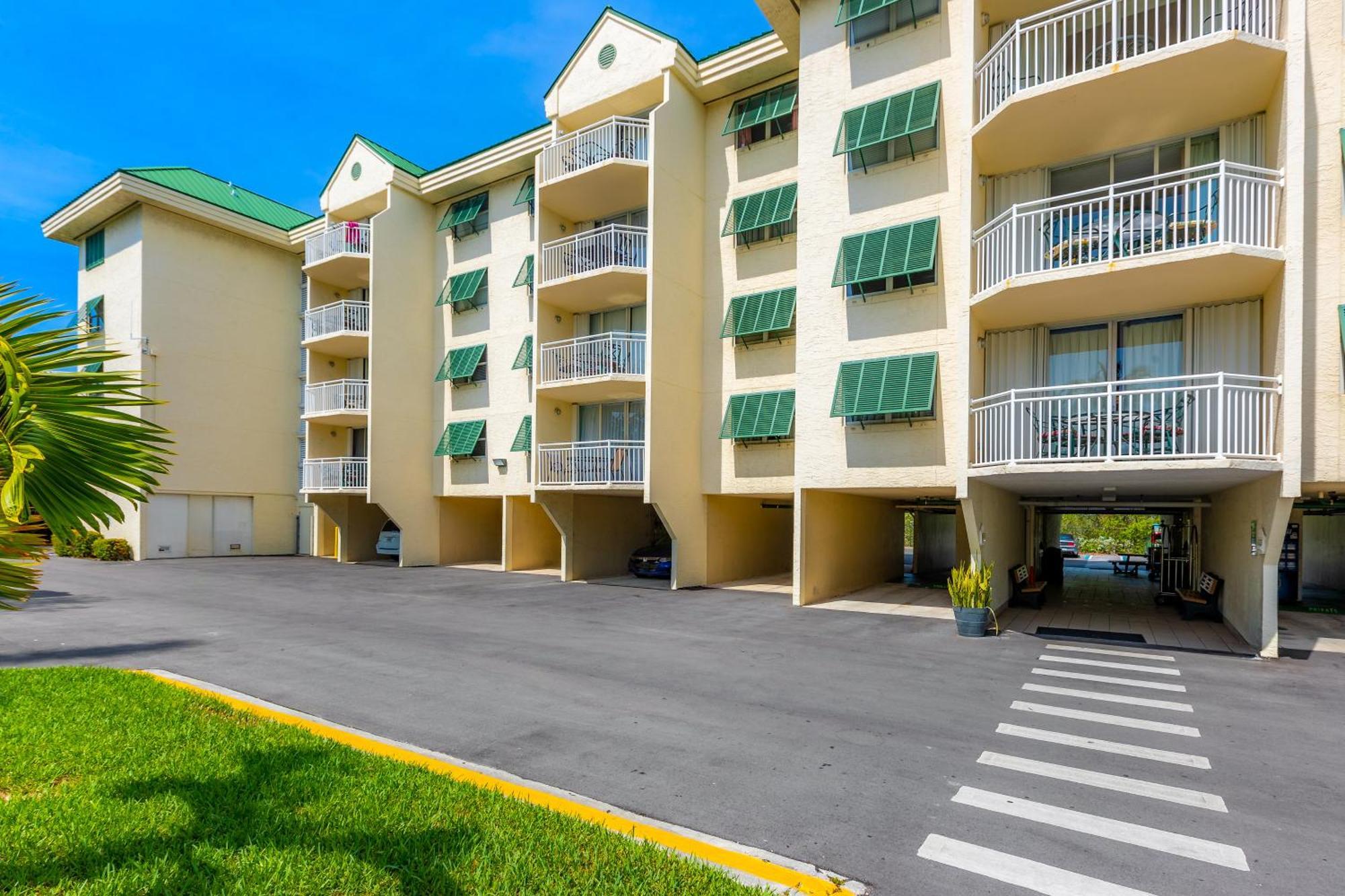 Sunrise Suites Saint Lucia Suite #201 Кі-Вест Номер фото